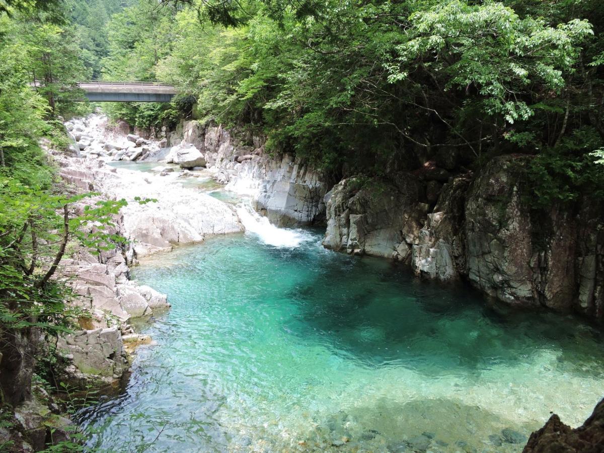阿寺温泉 フォレスパ木曽あてら荘 Hotell Okuwa Eksteriør bilde