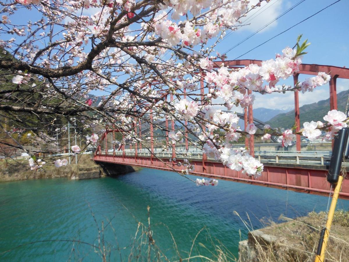 阿寺温泉 フォレスパ木曽あてら荘 Hotell Okuwa Eksteriør bilde