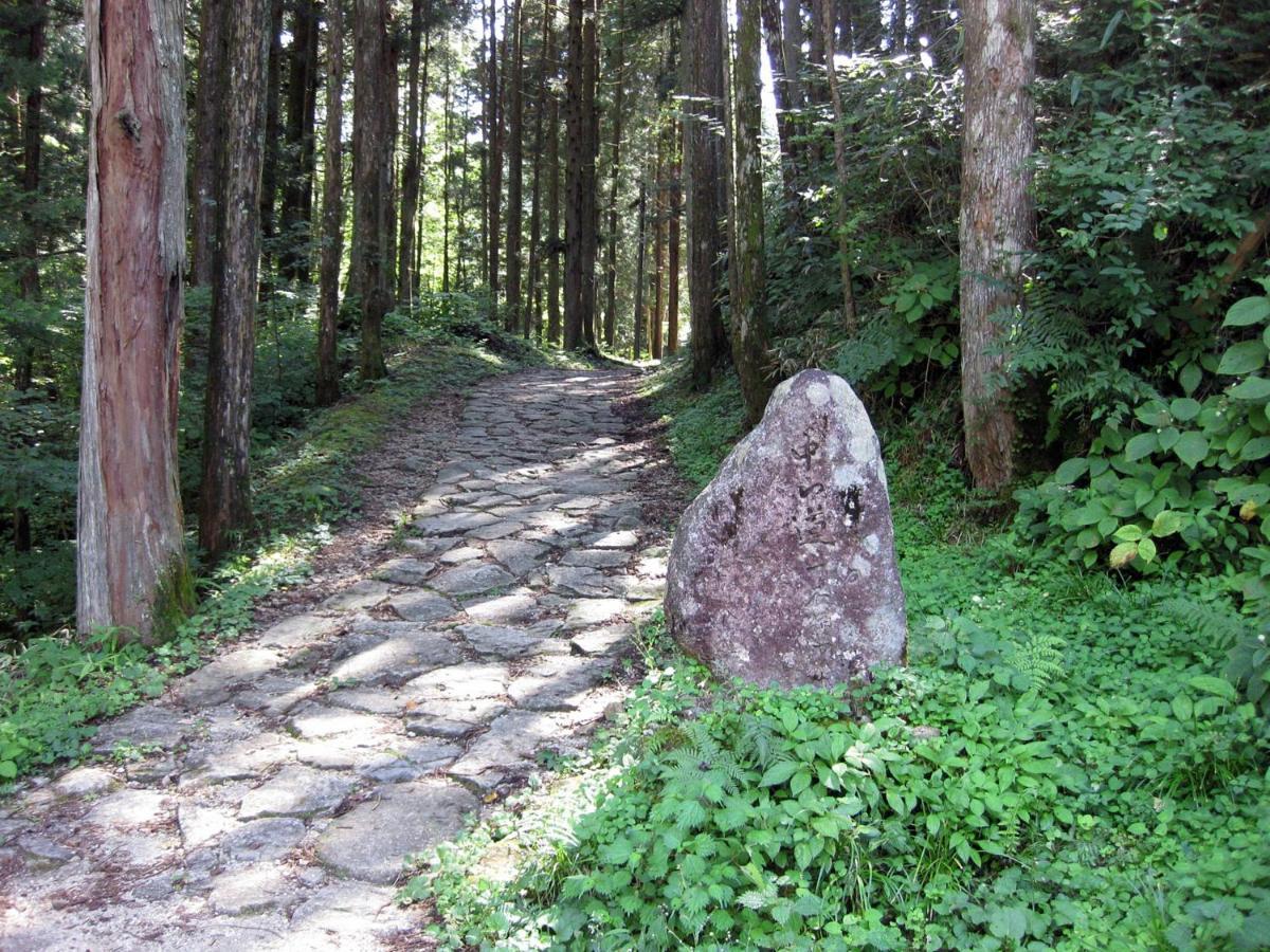 阿寺温泉 フォレスパ木曽あてら荘 Hotell Okuwa Eksteriør bilde